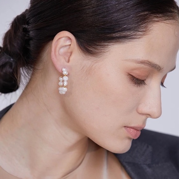 ◾️18k Gold Plated Natural Pearls Beads Hoop Earrings - Picture 7 of 12